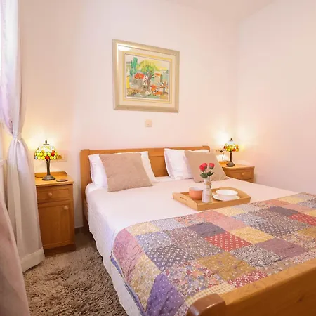 Apartman Little Jewel *