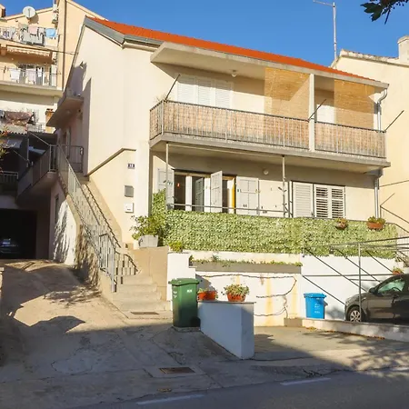 Apartment Spider - Private Parking * Šibenik